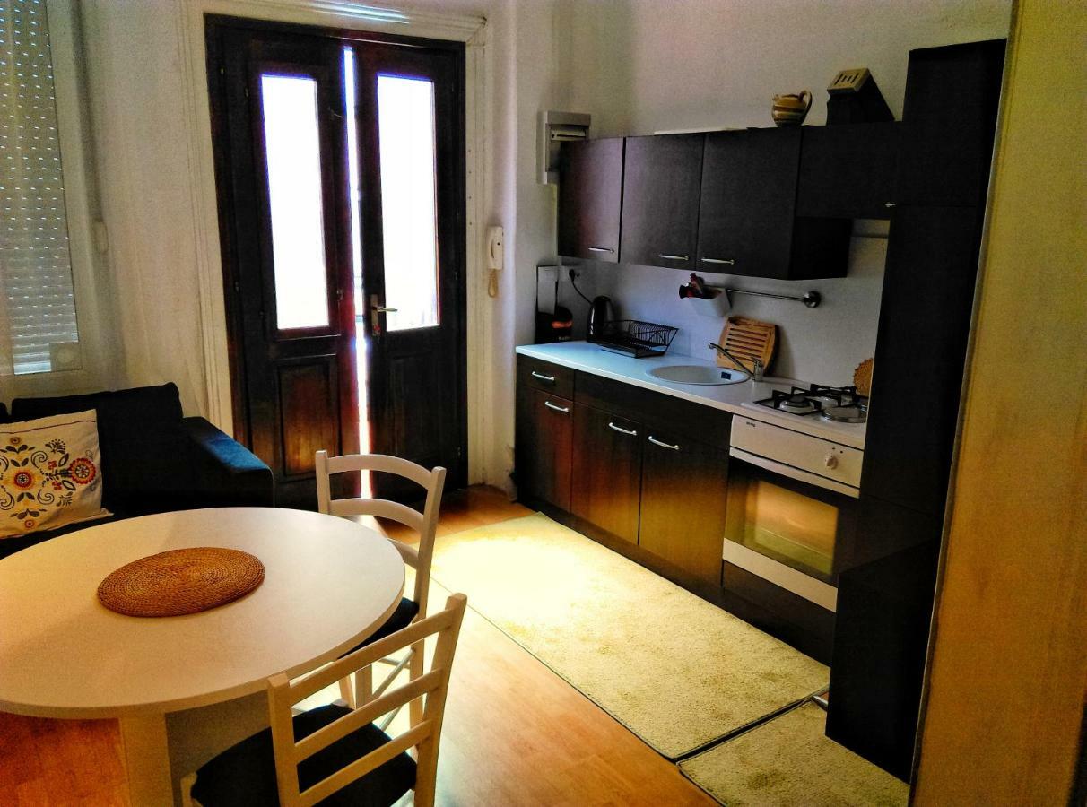 Chincha Apartment Пула Екстериор снимка
